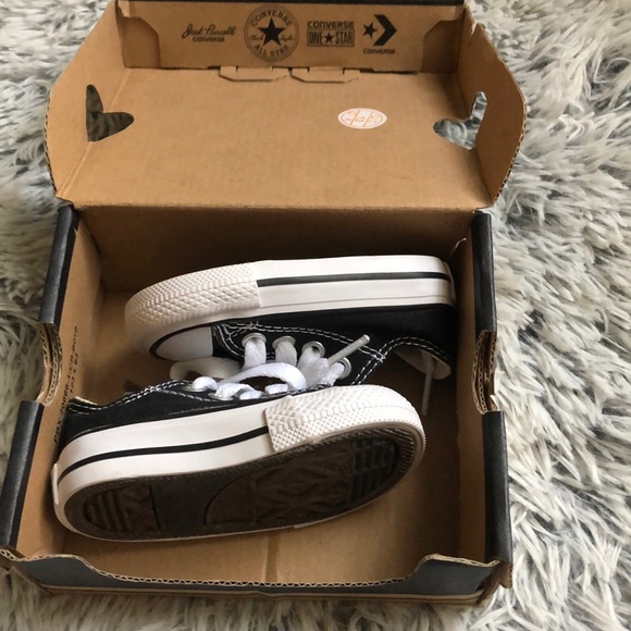 Converse - Picture 5 of 5